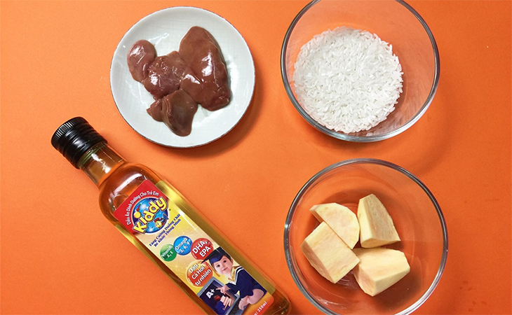 Gan Gà Luộc Với Khoai Lang